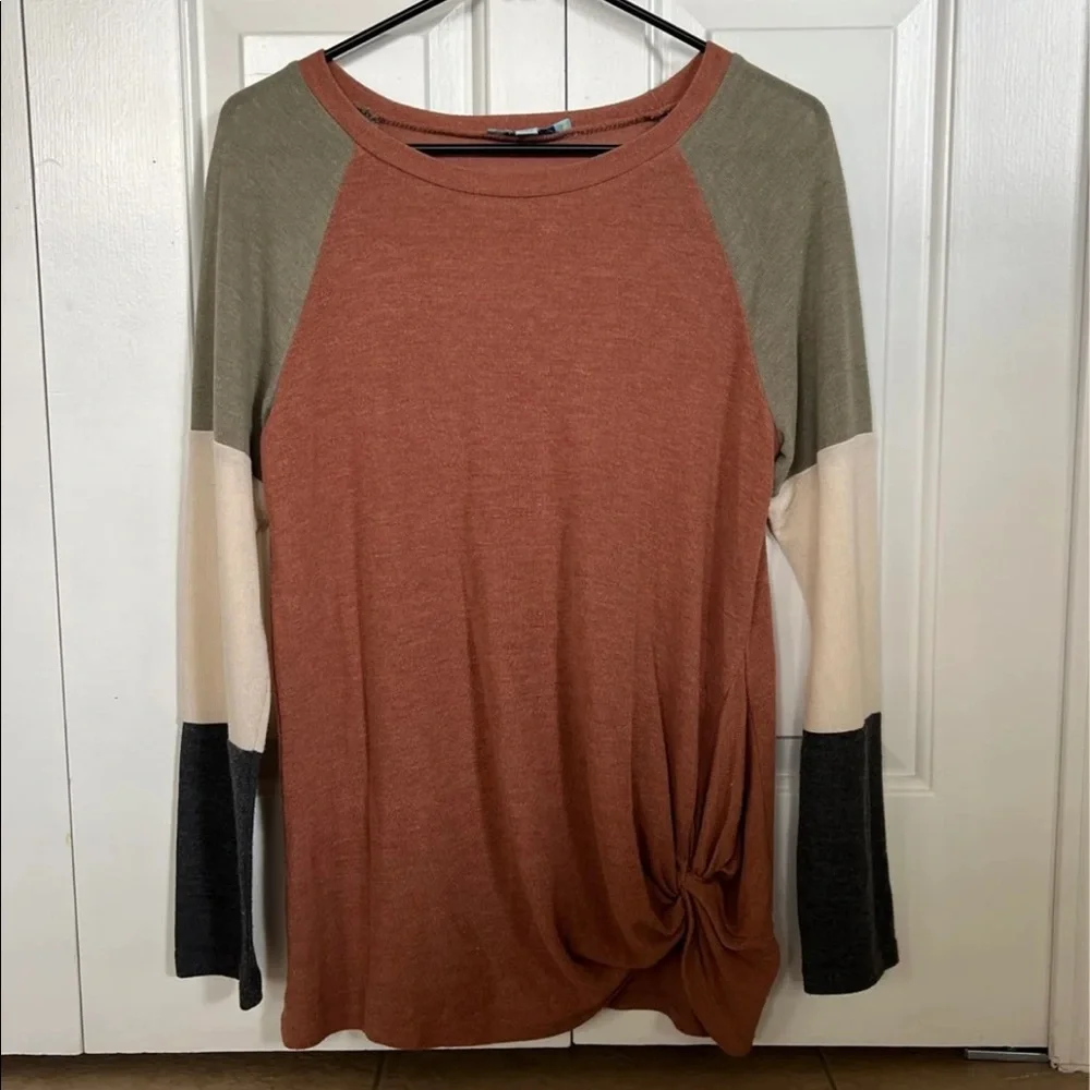 Color block sweater - Picture 1 of 3